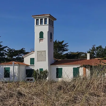 Joli Pour 6, Avec Piscine La Paree Preneau