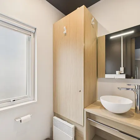 Joli Pour 6, Avec Piscine * La Paree Preneau