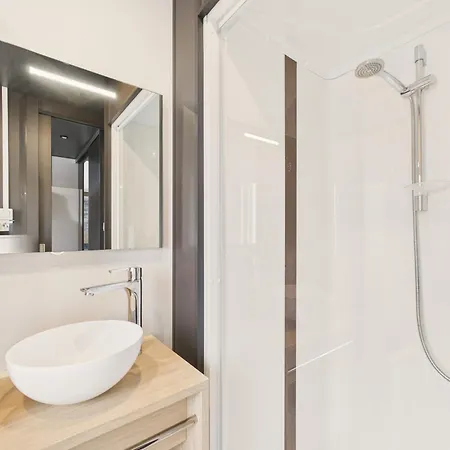 Joli Pour 6, Avec Piscine Domek alpejski La Parée Preneau