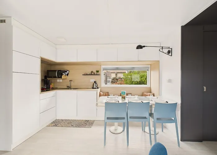 木屋 Joli Pour 6, Avec Piscine